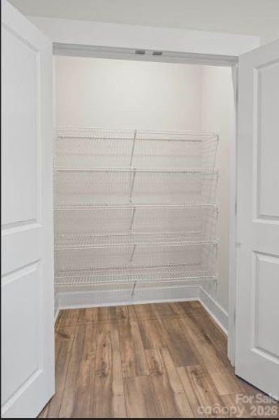 Spacious, unfurnished interior of a new home in Sierra Ridge, Gastonia (Image 12).