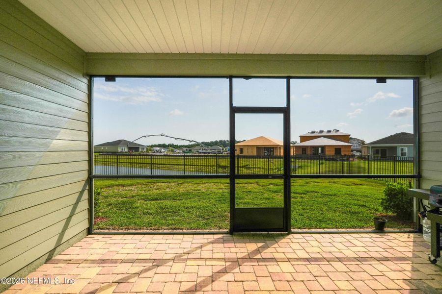 Exterior details and patio area of a home in Granary Park, Green Cove Springs (Image 4).