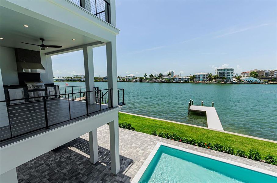 Exterior details and patio area of a home in , Treasure Island (Image 42).