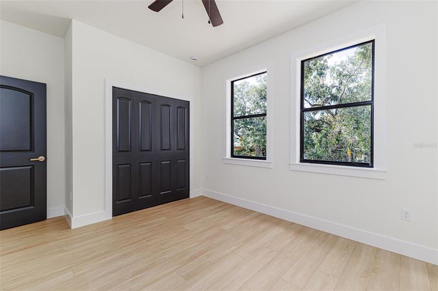 Spacious, unfurnished interior of a new home in , Tampa (Image 21).