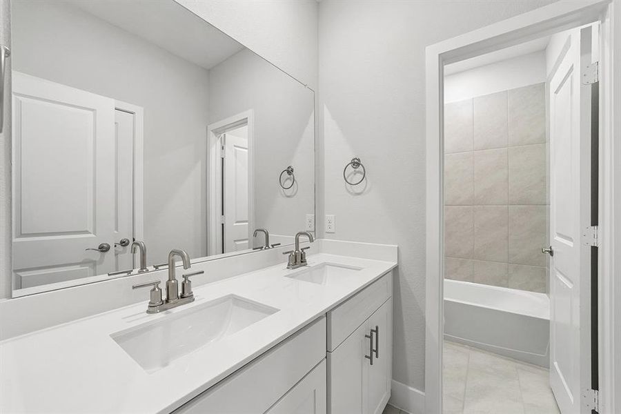 Furnished interior view inside a new home in , Prosper (Image 14).