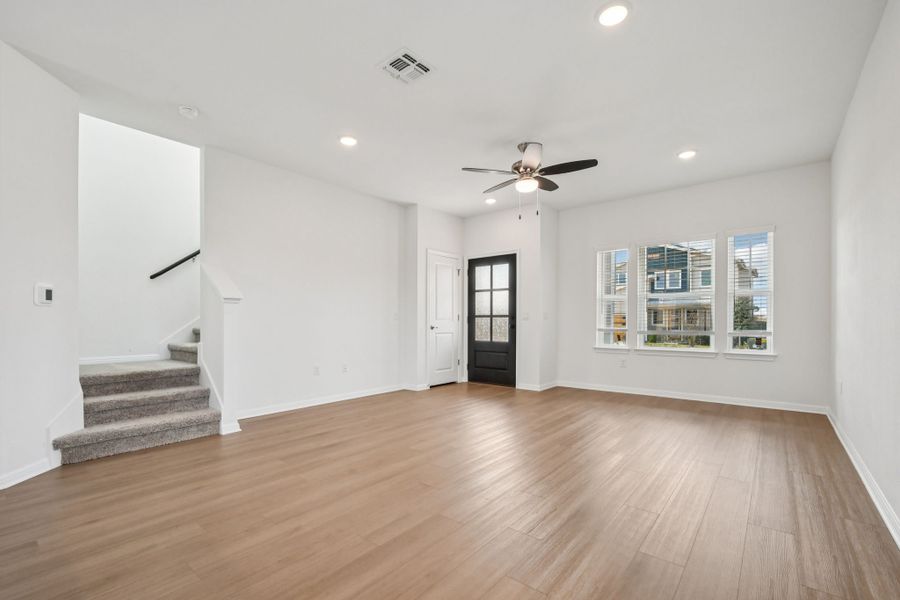 Representative unfurnished interior of a home built from the Andrews by Pacesetter Homes in Blanco Vista, San Marcos (Image 23).