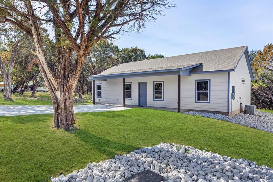 Exterior details and patio area of a home in , Rio Vista (Image 27).