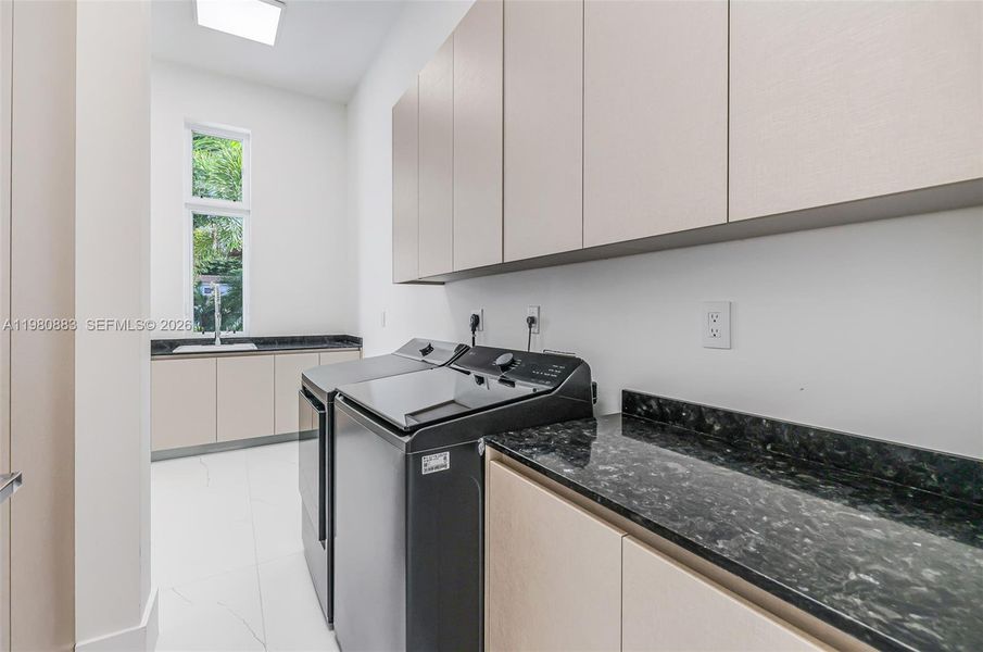 Furnished interior view inside a new home in , Biscayne Park (Image 18).