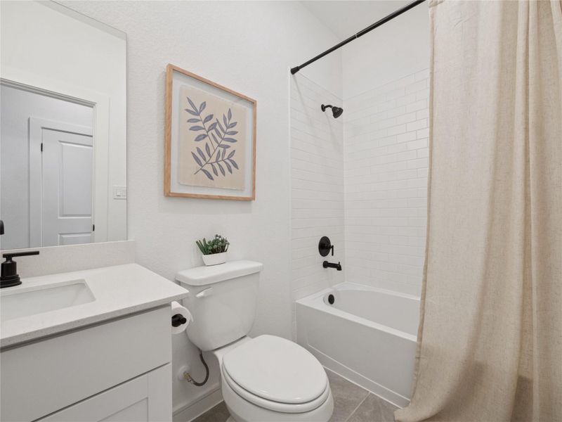 Hall bath (*Photo not of actual home and used for illustration purposes only.) Hall bath (*Photo not of actual home and used for illustration purposes only.)