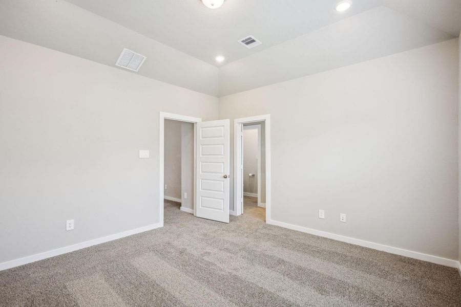 Photo is not of the actual home but is an inspirational photo of builder’s model home and may depict options, furnishings, and/or decorator features that are not included. Photo is not of the actual home but is an inspirational photo of builder’s model home and may depict options, furnishings, and/or decorator features that are not included.