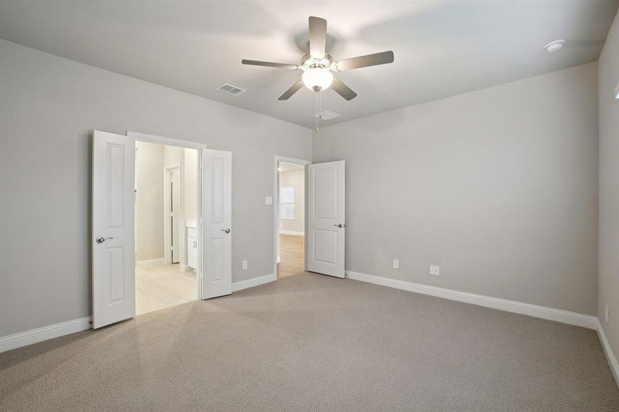 Spacious, unfurnished interior of a new home in Parks at Foster Crossing - Spring Series, Anna (Image 32).