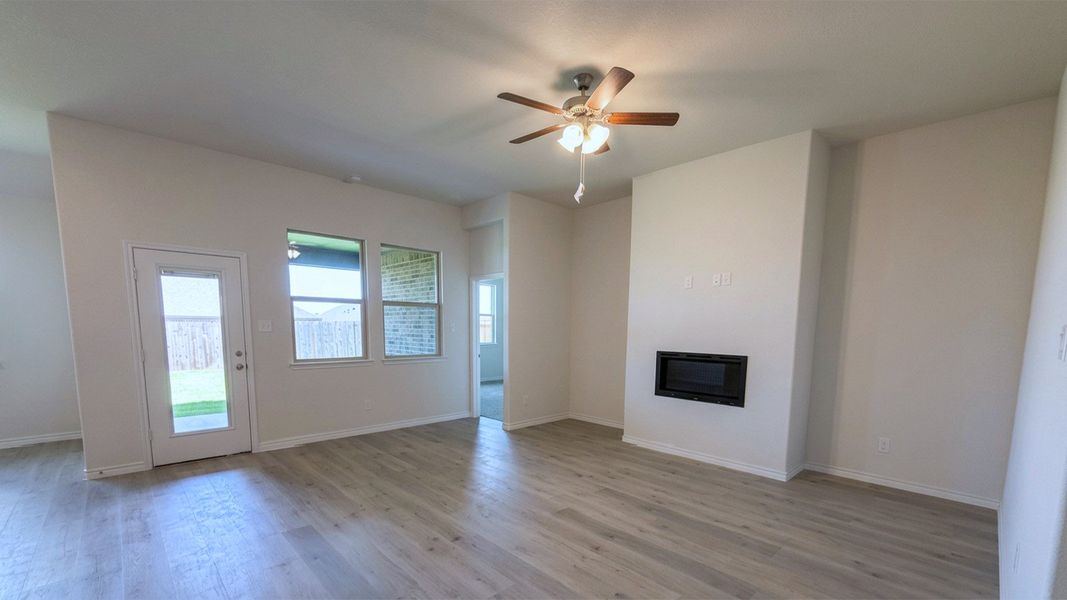 Spacious, unfurnished interior of a new home in Lakewood Trails, Forney (Image 10). Spacious, unfurnished interior of a new home in Lakewood Trails, Forney (Image 10).