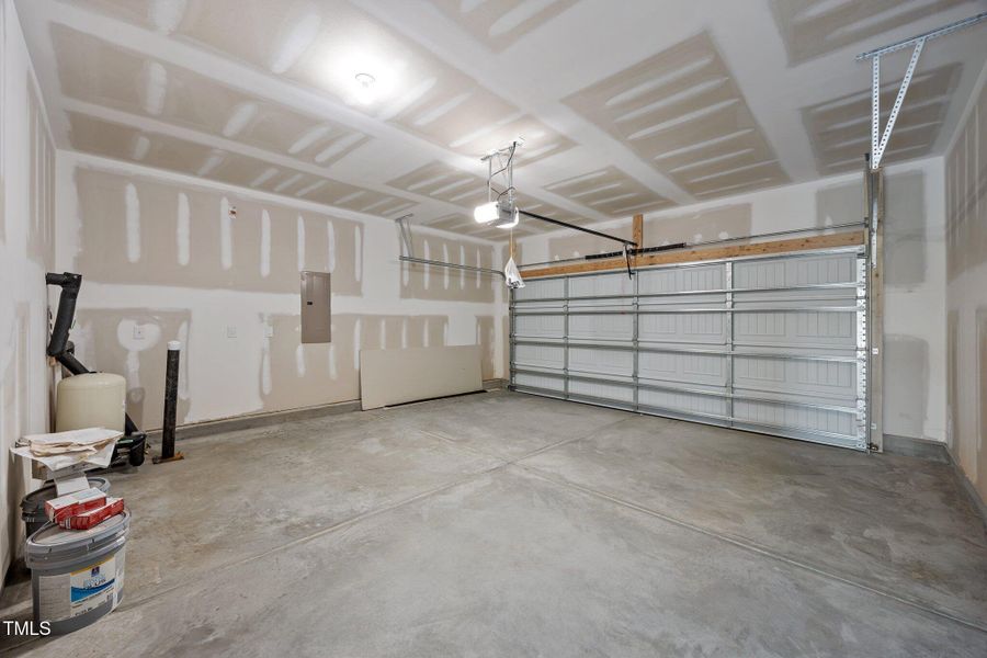 17-web-or-mls-2995 Faucette Burlington N