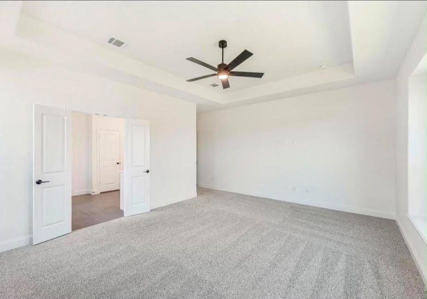 Spacious, unfurnished interior of a new home in Willow Wood Classic 60, McKinney (Image 35). Spacious, unfurnished interior of a new home in Willow Wood Classic 60, McKinney (Image 35).