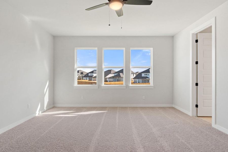 Spacious, unfurnished interior of a new home in Heritage, Dripping Springs (Image 28).