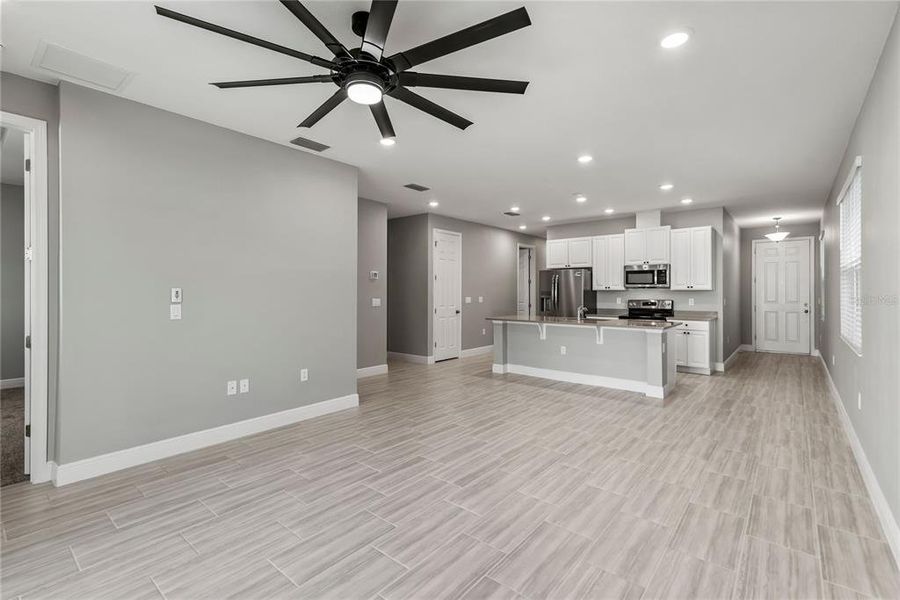 Spacious living/Dining Room combo