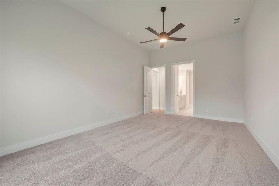 Spacious, unfurnished interior of a new home in Lilyana, Celina (Image 30). Spacious, unfurnished interior of a new home in Lilyana, Celina (Image 30).