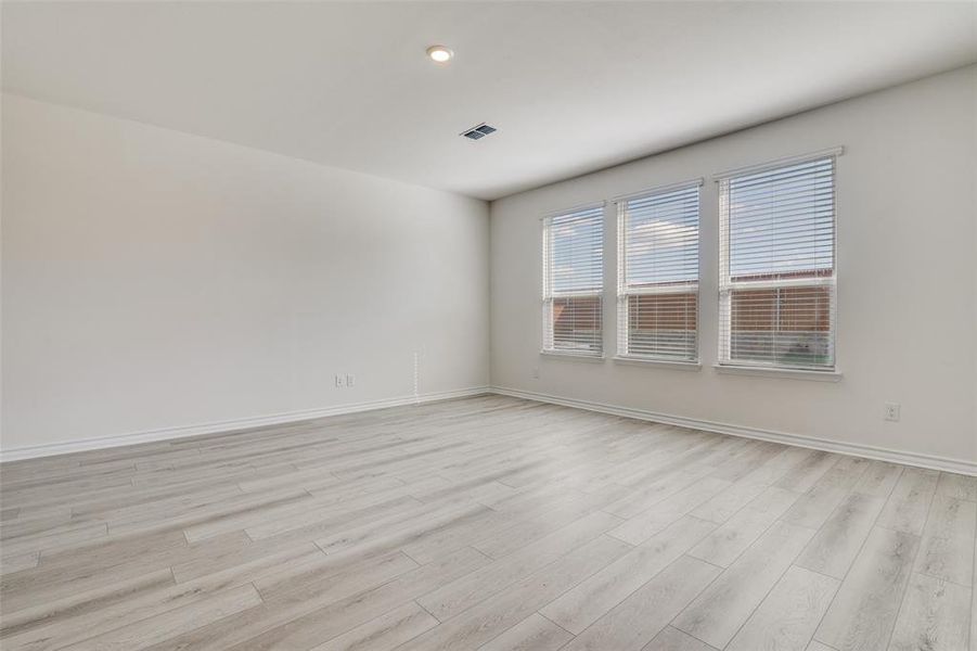 Spacious, unfurnished interior of a new home in Heartland Signature, Crandall (Image 18). Spacious, unfurnished interior of a new home in Heartland Signature, Crandall (Image 18).