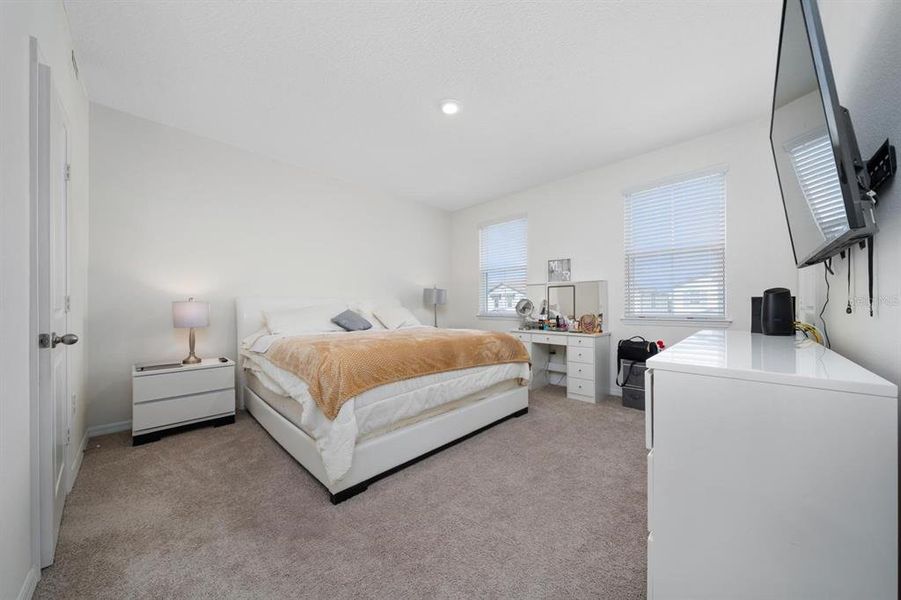 Furnished interior view inside a new home in , Kissimmee (Image 15).