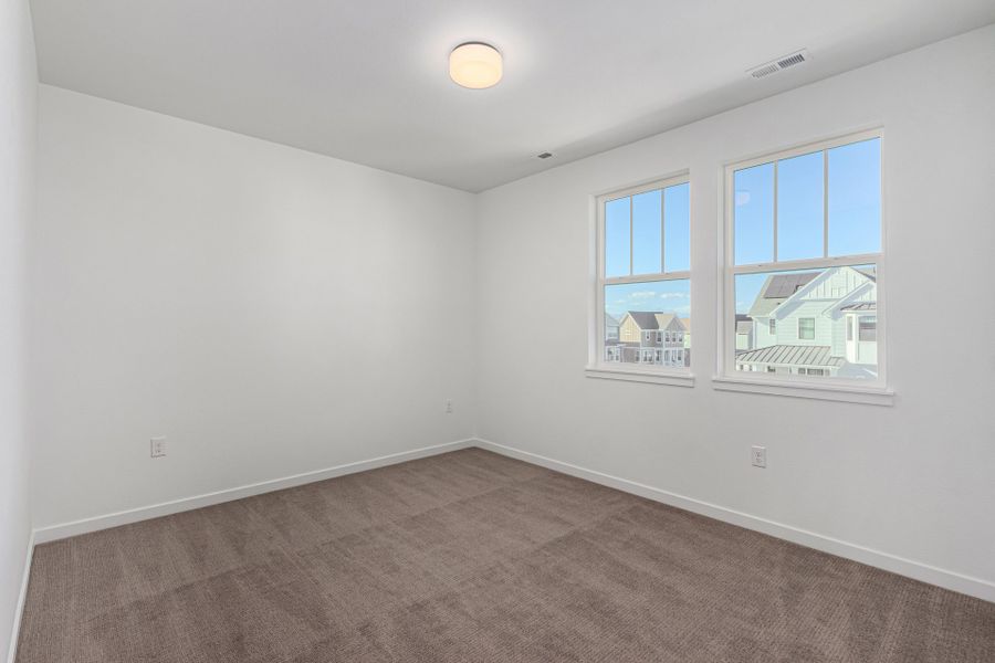 Spacious, unfurnished interior of a new home in Westerly, Erie (Image 26).