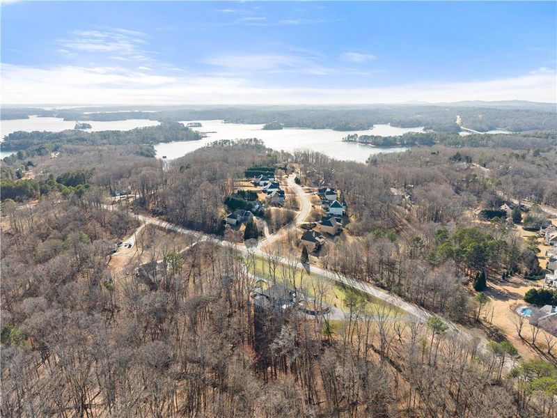 Image 83 of a home in .