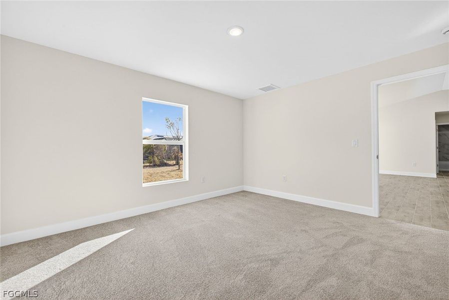 Spacious, unfurnished interior of a new home in Cape Coral, Cape Coral (Image 16). Spacious, unfurnished interior of a new home in Cape Coral, Cape Coral (Image 16).