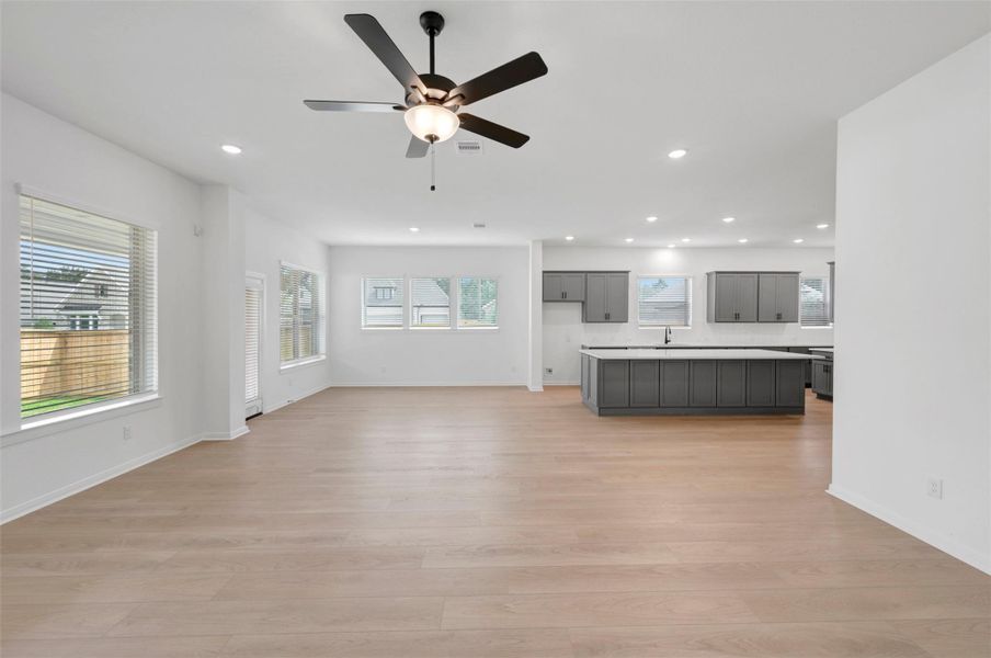 Spacious, unfurnished interior of a new home in Escondido - Overlook Collection, Magnolia (Image 20).