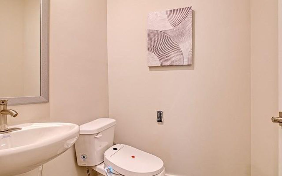 Furnished interior view inside a new home in Jones Crossing, Hogansville (Image 30).