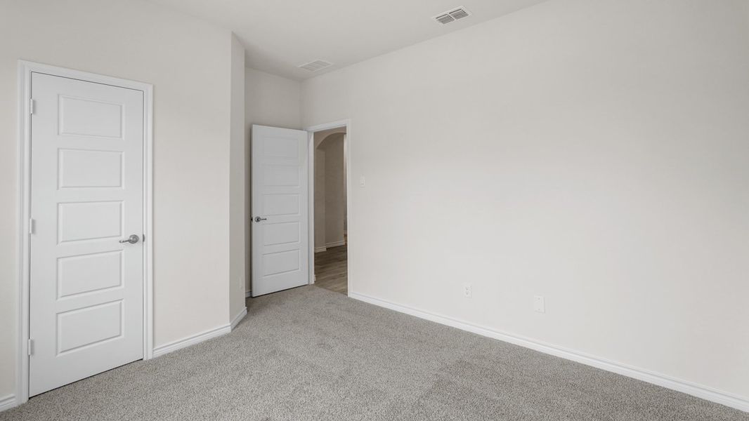 Spacious, unfurnished interior of a new home in Elevon, Lavon (Image 29).