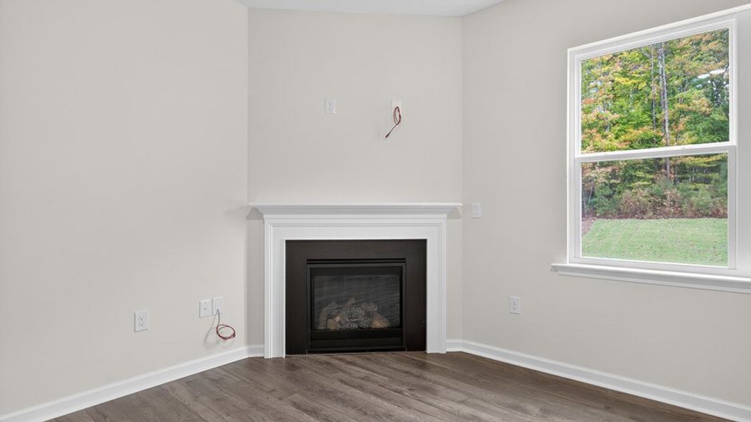 Spacious, unfurnished interior of a new home in Galvins Ridge, Sanford (Image 17).