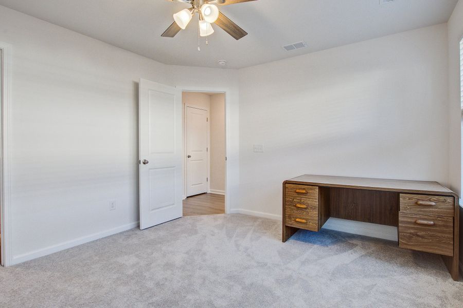 Spacious, unfurnished interior of a new home in Clear Springs Townhomes, North Charleston (Image 22).