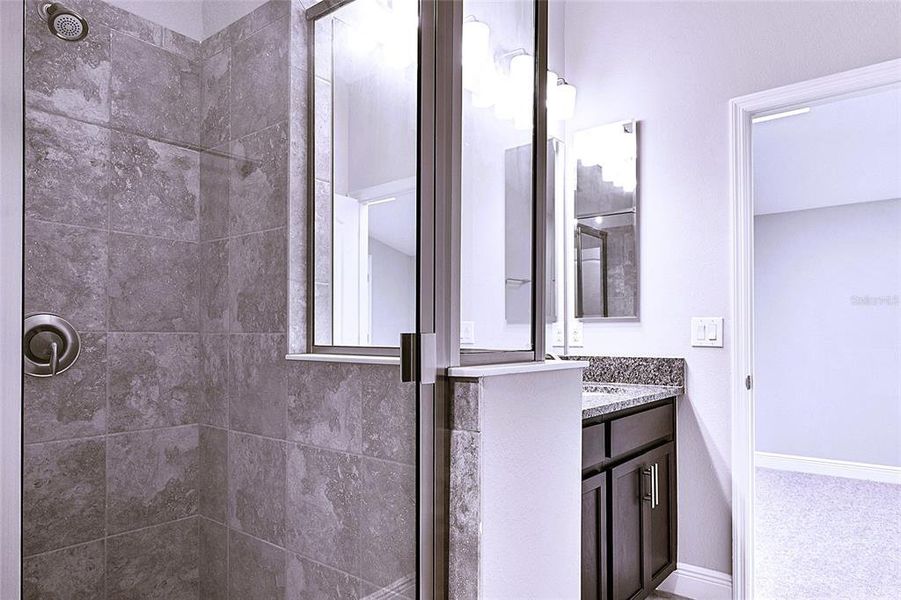 Upstairs Hall Bathroom