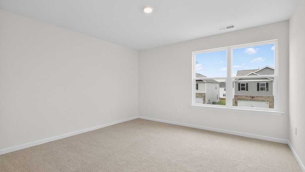 Spacious, unfurnished interior of a new home in Galvins Ridge, Sanford (Image 23).