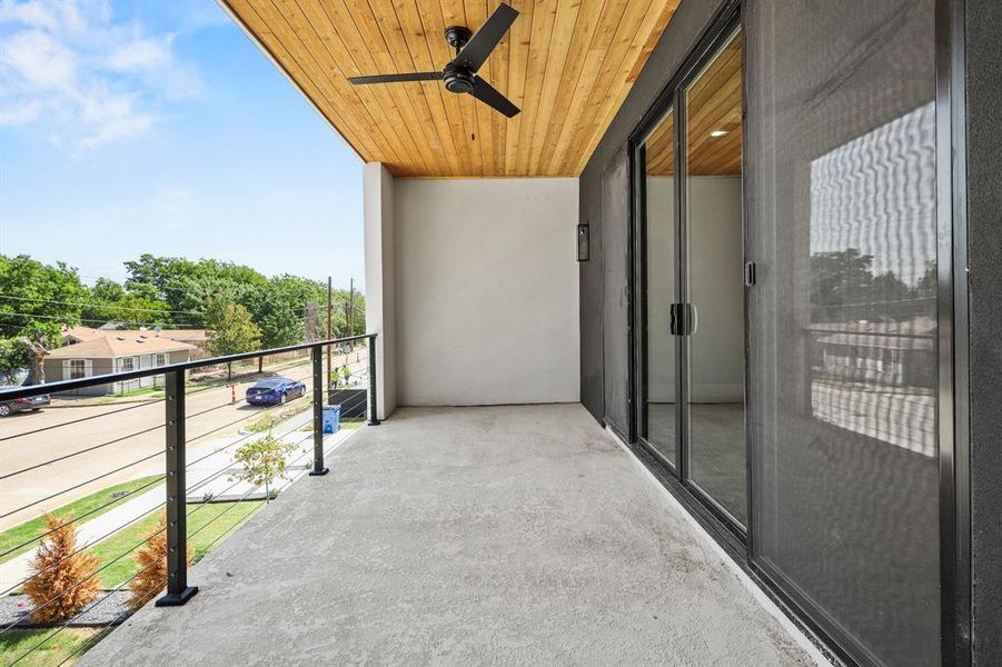 Balcony with ceiling fan