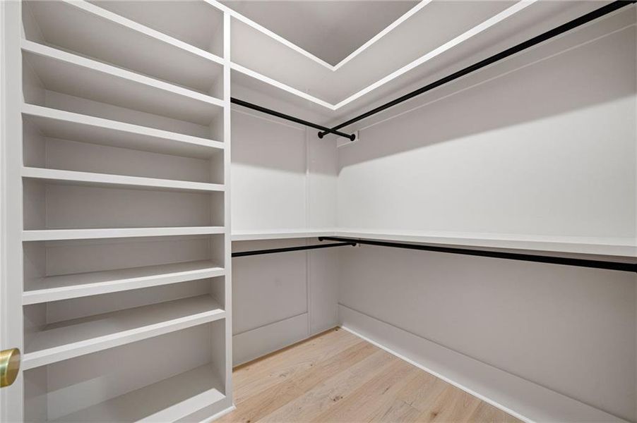 Spacious, unfurnished interior of a new home in , Dunwoody (Image 21).