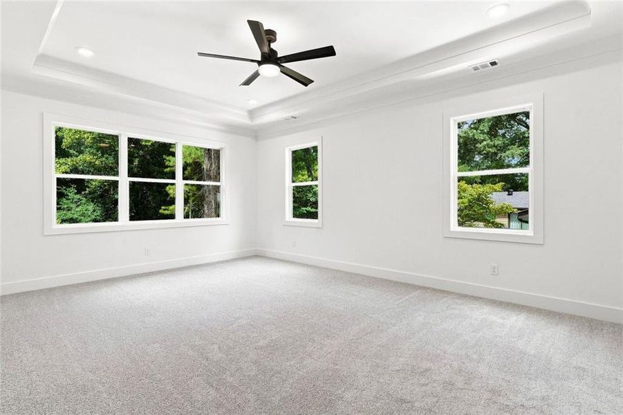 Spacious, unfurnished interior of a new home in , Marietta (Image 41).