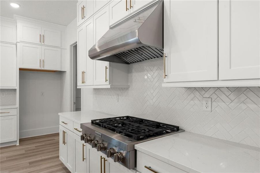 Furnished interior view inside a new home in Hillgrove Preserve, Powder Springs (Image 15).