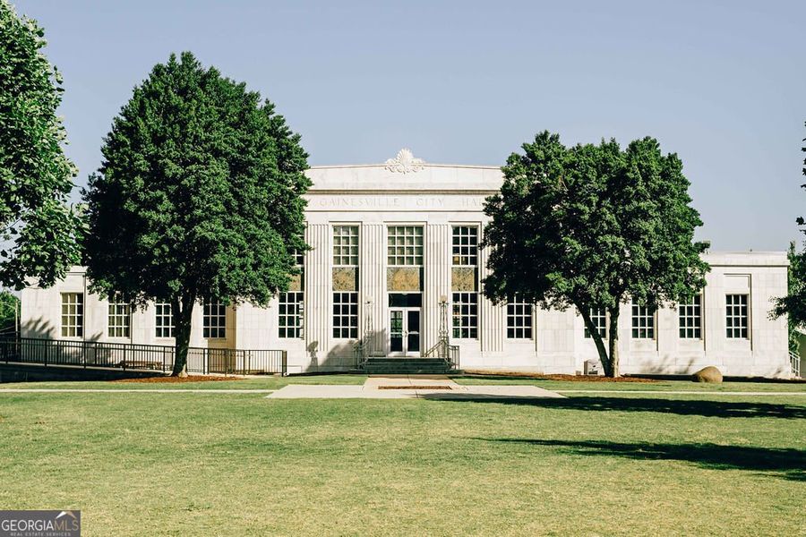 Image 98 of a home in Ponderosa Farms Manor.