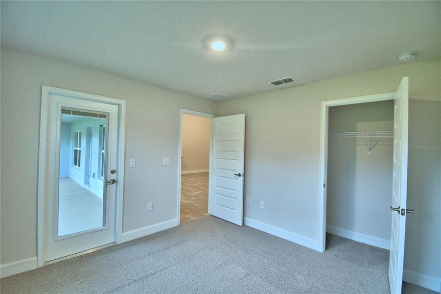 Spacious, unfurnished interior of a new home in Cadence Crossing, Auburndale (Image 36). Spacious, unfurnished interior of a new home in Cadence Crossing, Auburndale (Image 36).