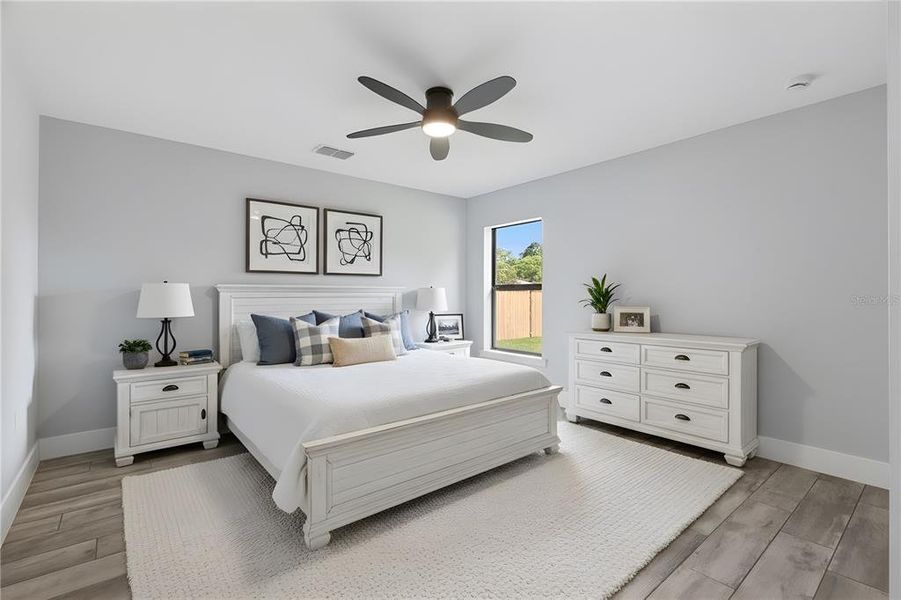 Furnished interior view inside a new home in , Auburndale (Image 15).