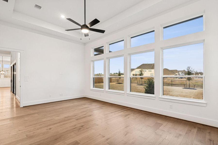 Spacious, unfurnished interior of a new home in Briarley, Montgomery (Image 18).