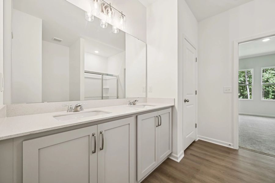Representative images and renderings are for illustrative purposes. Actual structural options and design finishes of home may vary.