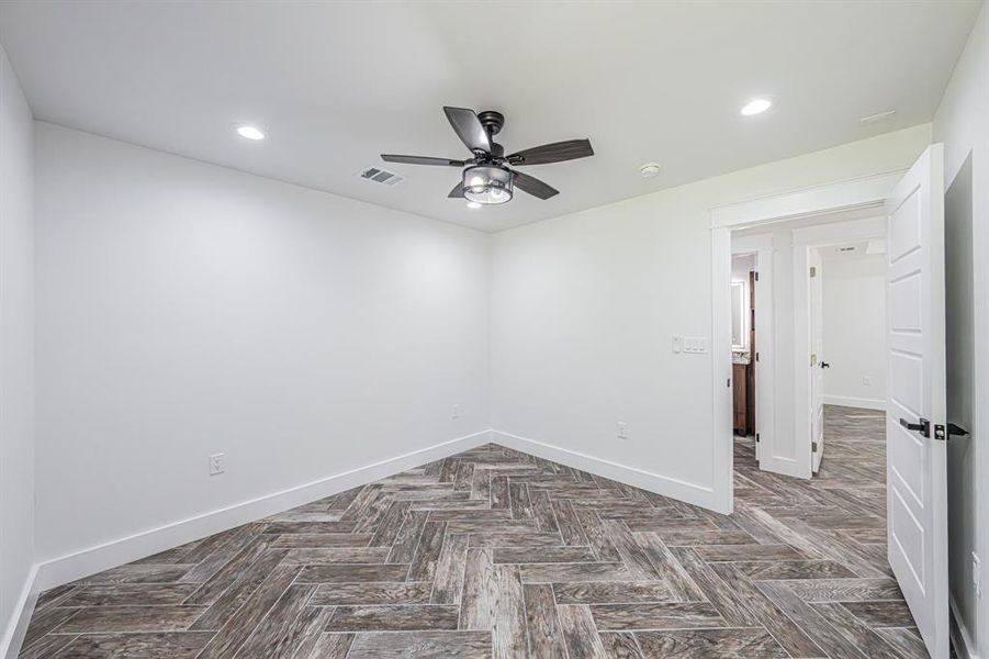 Spacious, unfurnished interior of a new home in , Granbury (Image 17). Spacious, unfurnished interior of a new home in , Granbury (Image 17).