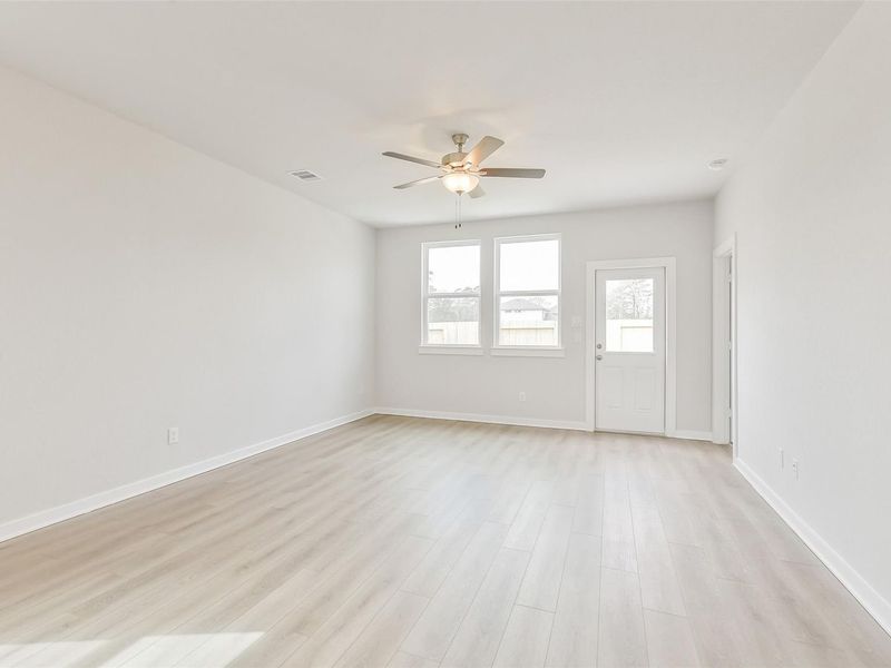 Spacious, unfurnished interior of a new home in Liberty Estates, Cleveland (Image 21).