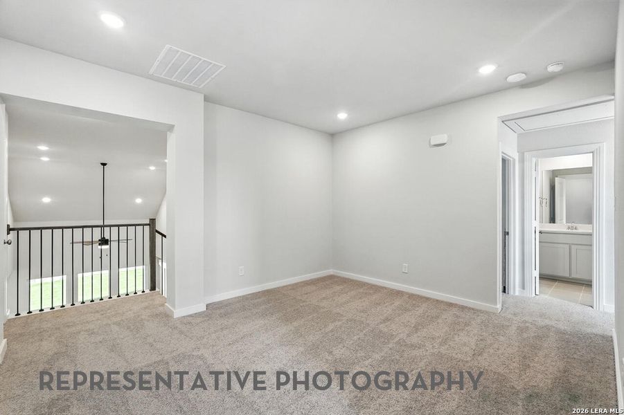 Spacious, unfurnished interior of a new home in The Crossvine, Schertz (Image 9). Spacious, unfurnished interior of a new home in The Crossvine, Schertz (Image 9).