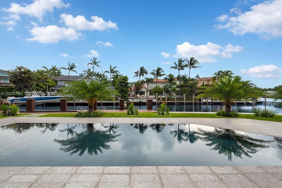 Community amenities in , Coral Gables (Image 62). Community amenities in , Coral Gables (Image 62).