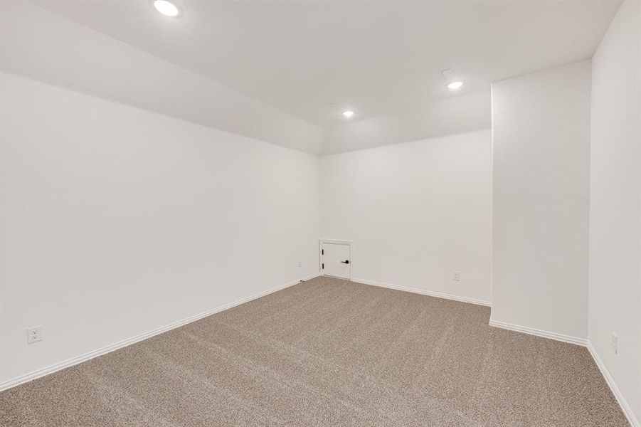 Spacious, unfurnished interior of a new home in Waterscape Classic 60s, Royse City (Image 22). Spacious, unfurnished interior of a new home in Waterscape Classic 60s, Royse City (Image 22).