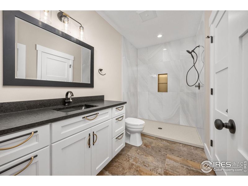 Furnished interior view inside a new home in , Milliken (Image 17).