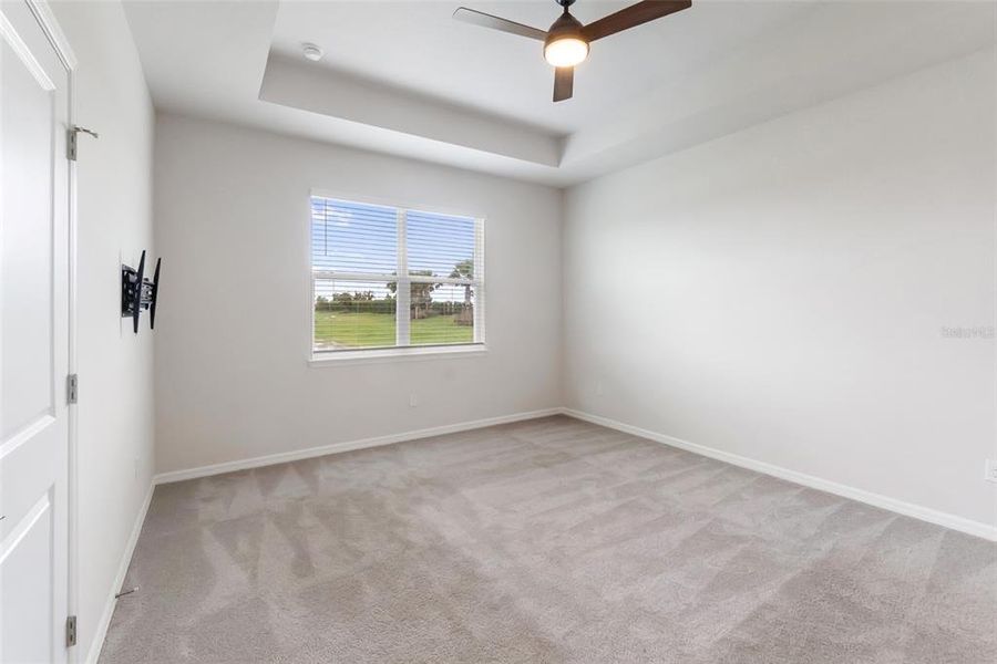 Spacious, unfurnished interior of a new home in Star Farms at Lakewood Ranch, Lakewood Ranch (Image 16).