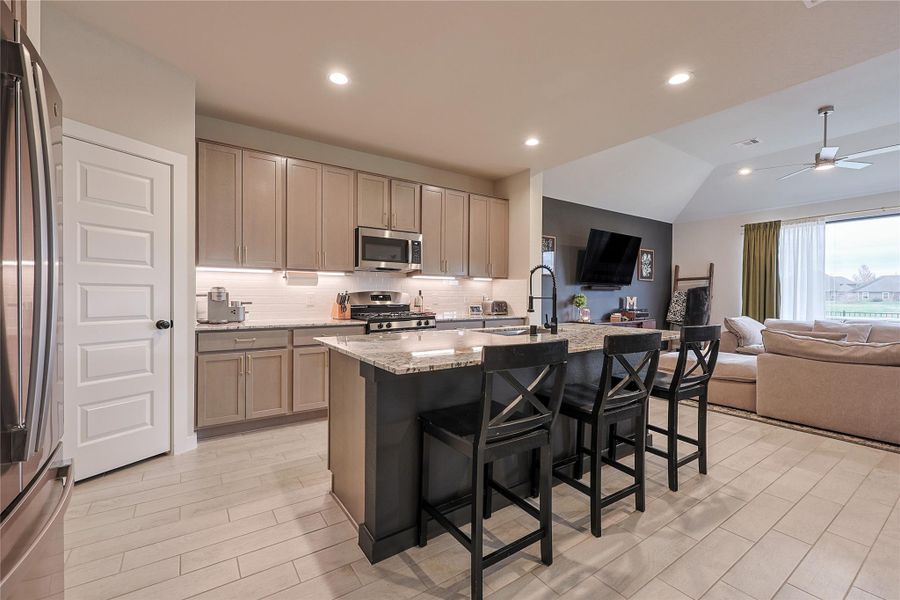 Furnished interior view inside a new home in Telge Ranch, Cypress (Image 38).