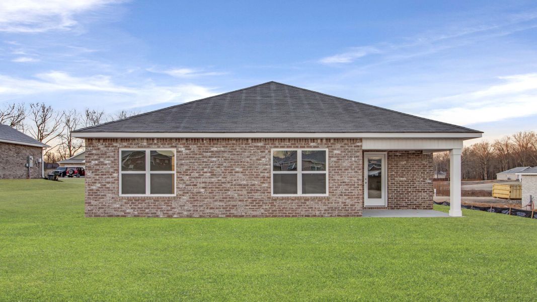 Exterior details and patio area of a home in Bailey Park, Fayetteville (Image 4).