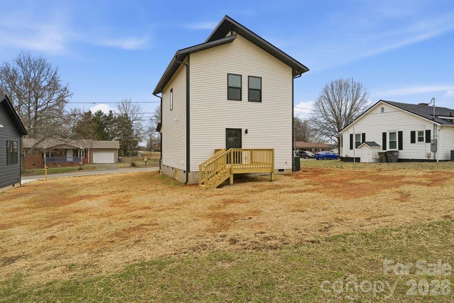 Exterior details and patio area of a home in , Kannapolis (Image 15).