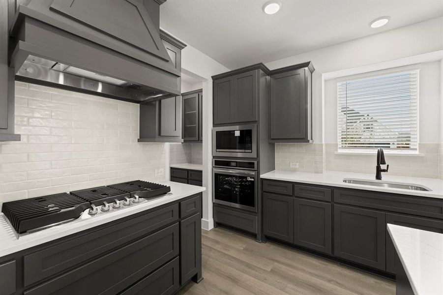 18. 1594 Melcer - Kitchen (4)