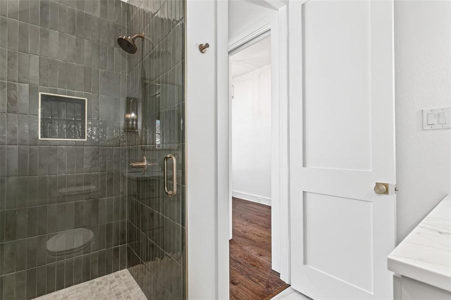 Furnished interior view inside a new home in , Dallas (Image 17).